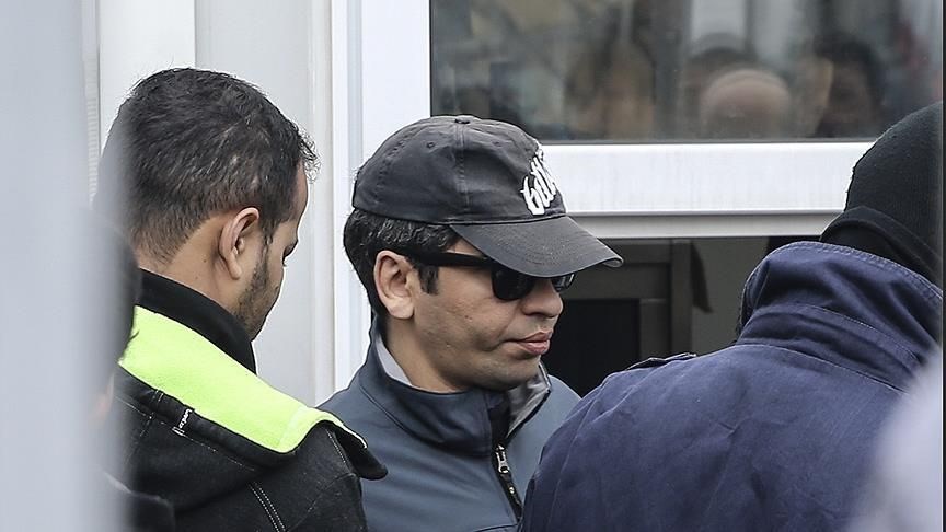Yunanistandaki darbeci askerlerden biri adli kontrolle serbest Yunanistandaki darbeci askerlerden biri adli kontrolle serbest
